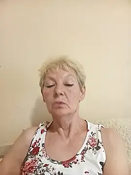 Calypso-Loove online show from July 11, 2026, 9:23 am