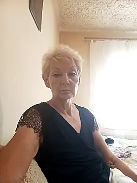 Calypso-Loove online show from July 12, 2026, 7:32 am