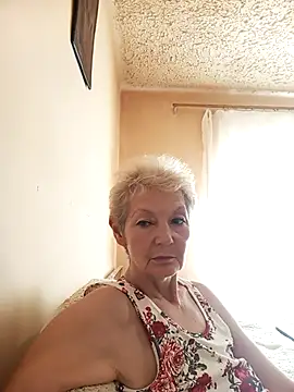 Calypso-Loove online show from July 17, 2026, 8:21 am