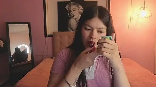 Snapshot of Sara_valderrama_ chatting on August 4, 2026, 12:52 pm Sara valderrama online show from August 4, 2026, 12:52 pm