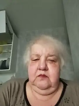 Snapshot of HapinessLovee chatting on February 28, 2026, 9:32 am HapinessLovee online show from February 28, 2026, 9:32 am