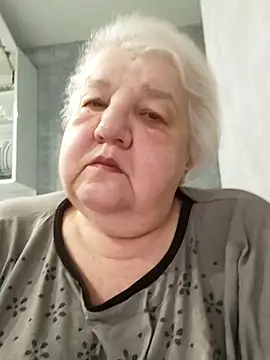 Snapshot of HapinessLovee chatting on March 5, 2026, 10:11 am HapinessLovee online show from March 5, 2026, 10:11 am