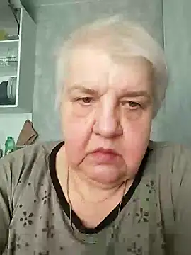 HapinessLovee online show from April 25, 2026, 11:13 am