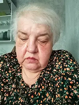 HapinessLovee online show from April 29, 2026, 7:12 am