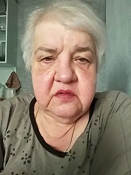 HapinessLovee online show from May 7, 2026, 6:19 am