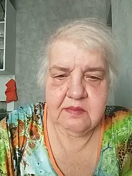 HapinessLovee online show from June 8, 2026, 6:36 am