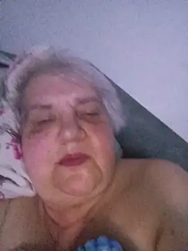 HapinessLovee online show from June 9, 2026, 8:31 pm