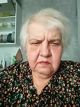 HapinessLovee online show from June 20, 2026, 7:22 am