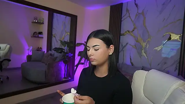 LiaWheeler online show from February 6, 2026, 7:06 pm