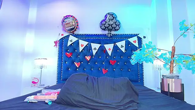 Velora nigth online show from February 19, 2026, 12:06 am