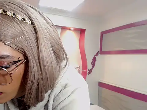 Lis Pearson online show from January 18, 2026, 6:34 pm