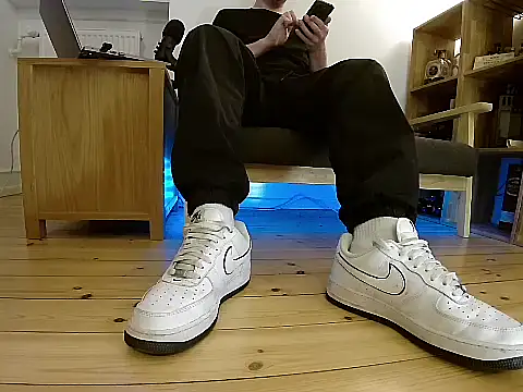 jonas camboy online show from December 21, 2025, 2:24 pm