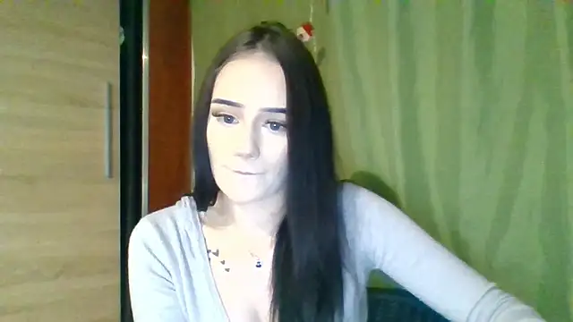 NinaTease online show from January 13, 2026, 10:37 pm