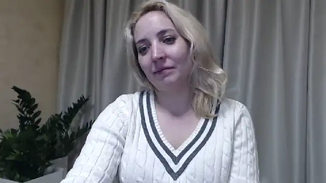 sweetpussy online show from February 23, 2025, 4:13 pm