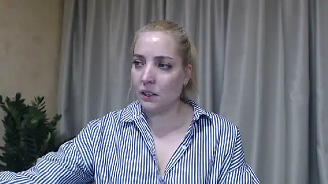 sweetpussy online show from May 8, 2026, 3:50 pm
