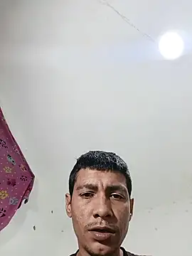 Snapshot of valenpaisita2123 chatting on January 17, 2026, 12:37 am valenpaisita2123 online show from January 17, 2026, 12:37 am