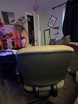 alluringpixie online show from August 1, 2026, 1:10 pm