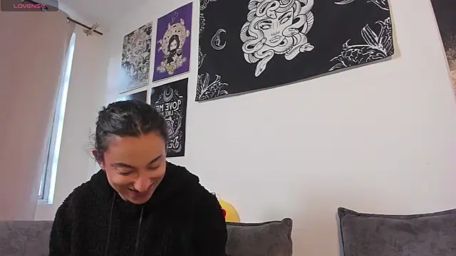 little  ammy online show from June 10, 2026, 10:08 pm