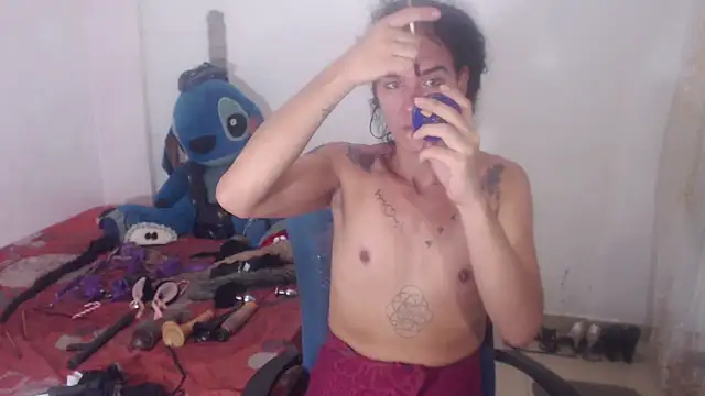 michaeldissts online show from June 12, 2026, 4:00 am