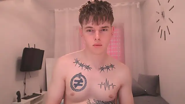 Fredd Xanders online show from June 24, 2026, 11:53 am