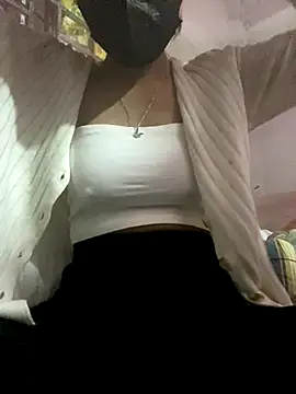 LucAnh99 online show from December 16, 2025, 11:37 am