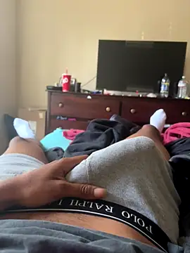 justinsider3000 online show from December 13, 2025, 7:53 pm