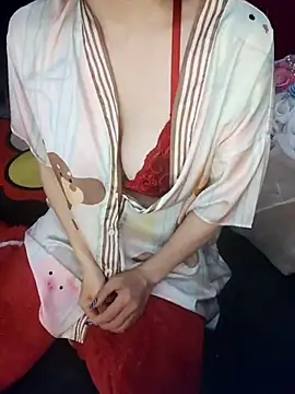 Snapshot of Alone_nothing chatting on December 17, 2025, 10:49 pm Alone nothing online show from December 17, 2025, 10:49 pm