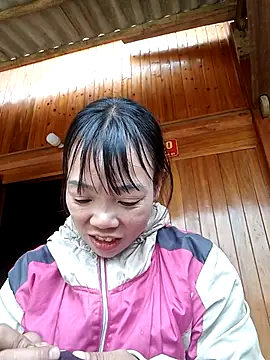 anna-can online show from January 14, 2026, 4:07 am