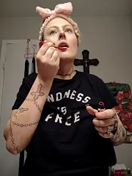 SpiderRose online show from December 19, 2025, 1:34 am