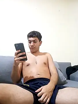 Snapshot of Philips_russo chatting on March 30, 2026, 6:20 pm Philips russo online show from March 30, 2026, 6:20 pm