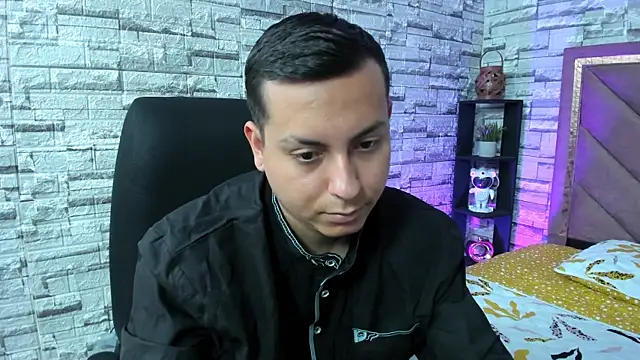 Raissa zair online show from December 20, 2025, 6:48 pm