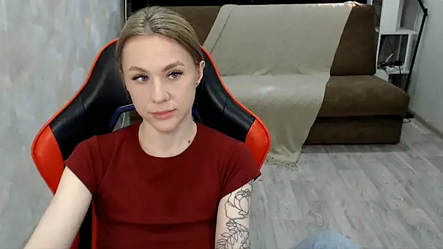 MiaBun1 online show from February 7, 2026, 4:27 am