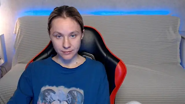 MiaBun1 online show from May 14, 2026, 3:02 am