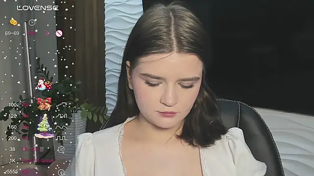 LanaTreades online show from December 14, 2025, 1:05 pm