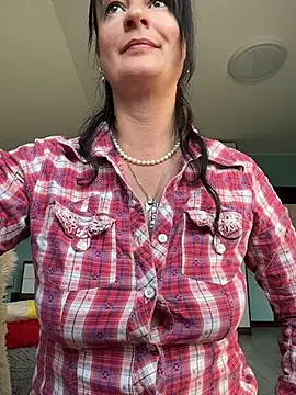 CherryCherry03 online show from July 28, 2026, 7:59 am