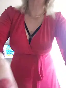 AhlyssaLove1155 online show from July 14, 2026, 3:40 pm