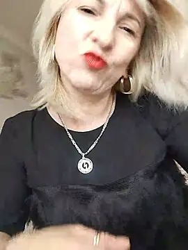 AhlyssaLove1155 online show from July 22, 2026, 3:26 pm