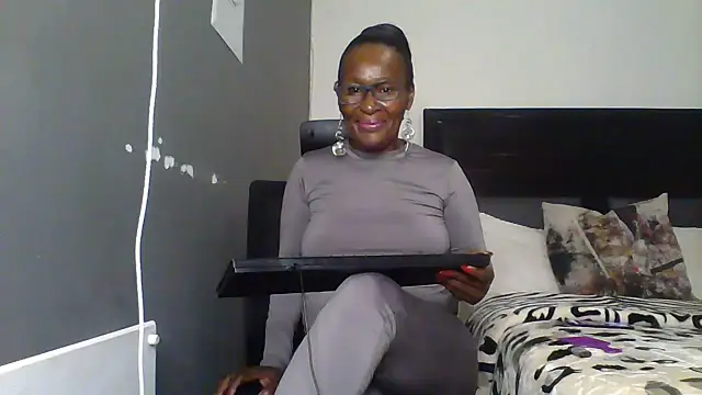 Snapshot of hotgrannxxx58 chatting on July 15, 2026, 10:48 pm hotgrannxxx58 online show from July 15, 2026, 10:48 pm