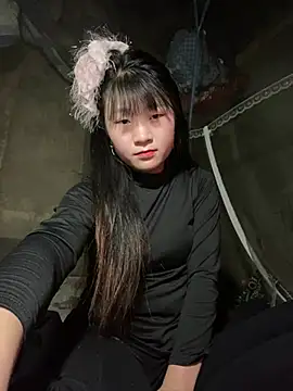 hinata-xx online show from January 10, 2026, 4:58 am