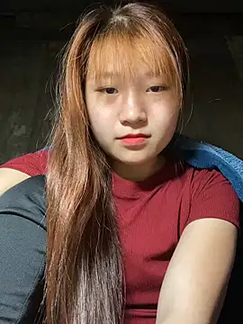 hinata-xx online show from May 2, 2026, 7:57 am