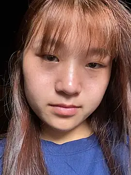 hinata-xx online show from May 6, 2026, 9:47 am