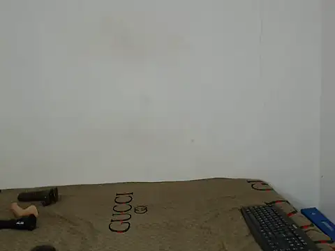 Belle2556 online show from February 3, 2026, 2:11 pm