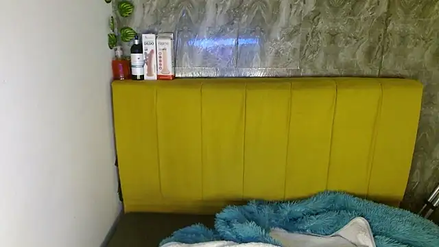 alunnaclarkcm online show from January 17, 2026, 3:11 am