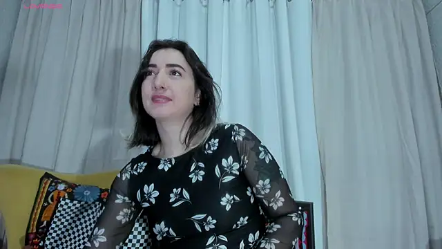 carly grasso online show from June 7, 2026, 3:43 am