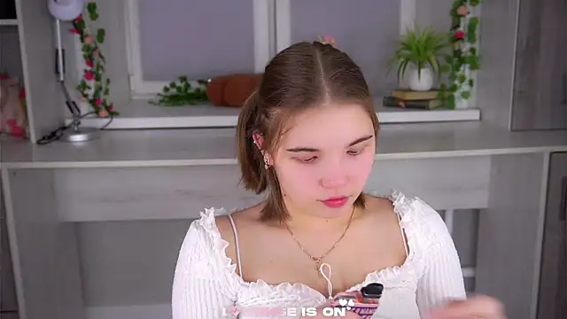 SolBurri online show from January 10, 2026, 1:07 am