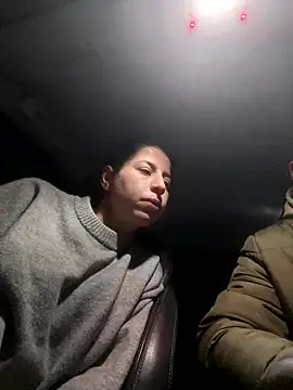 coupledeea online show from January 11, 2026, 6:02 pm