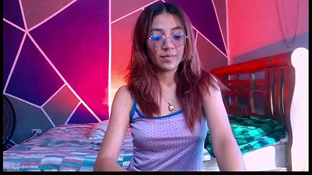 bellota bunny online show from February 9, 2026, 7:18 pm