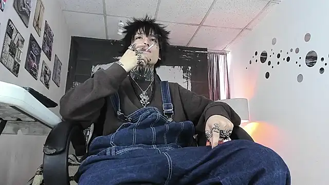 koryu skull online show from March 21, 2026, 9:40 pm