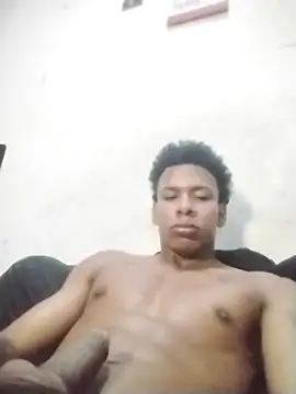 latinboi sexy online show from December 15, 2025, 3:27 pm