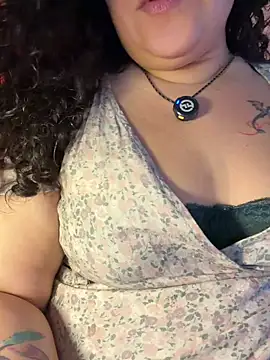VanesssaMilf  online show from June 11, 2026, 11:25 pm